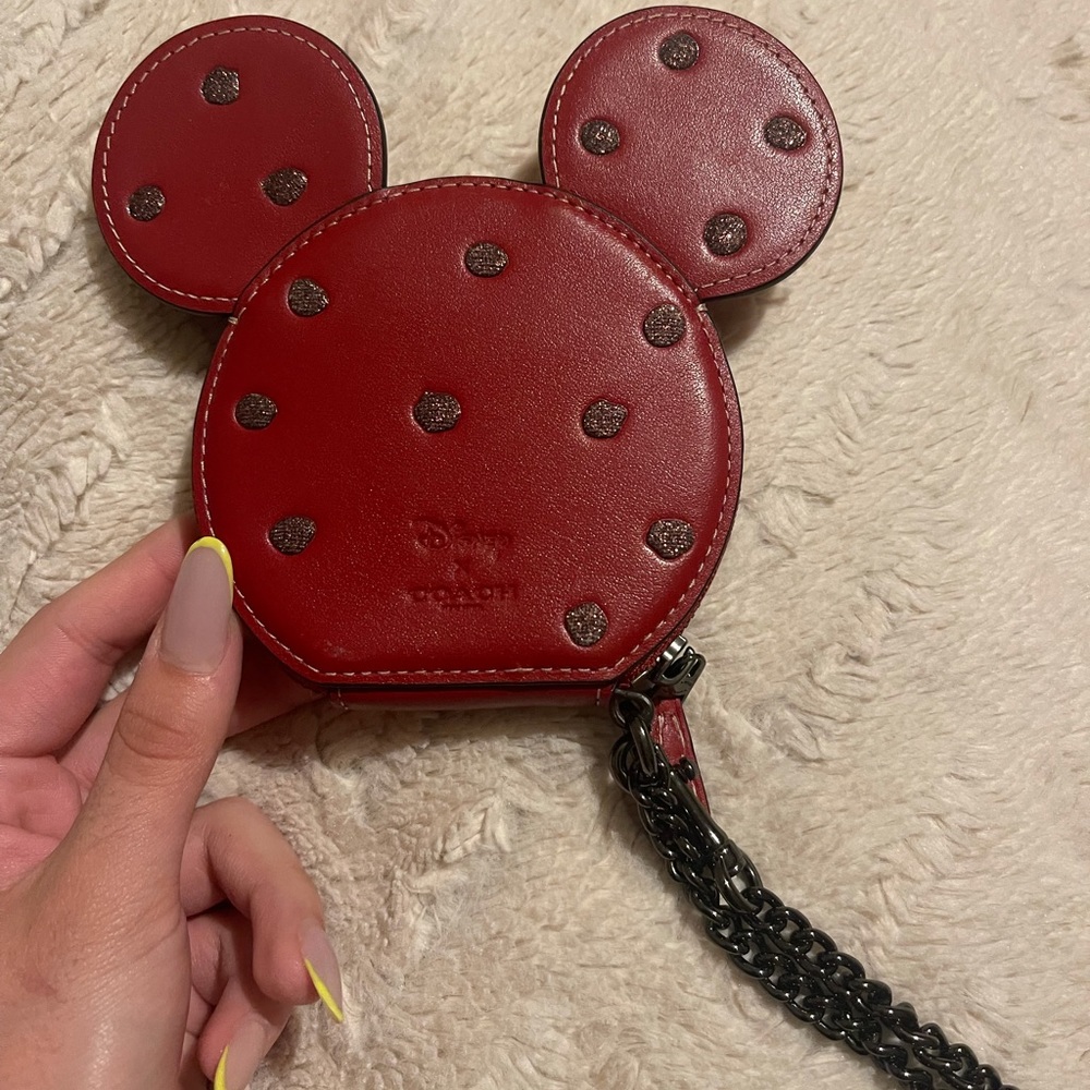 ✨Disney x Coach coin purse✨